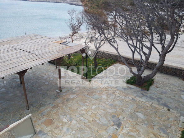 Folegandros island: Hotel at Karavostasis
