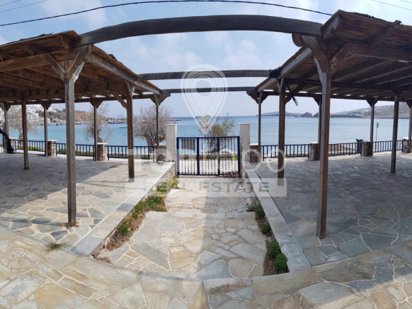 Folegandros island: Hotel at Karavostasis