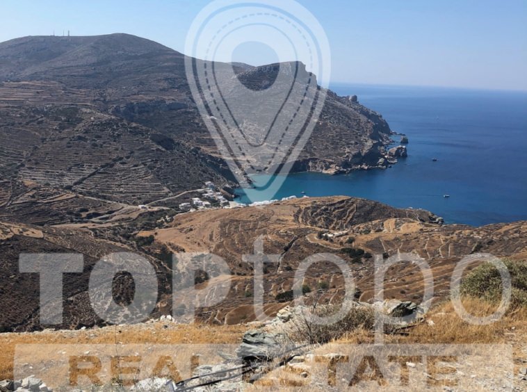 Folegandros island: Land plot with a panoramic view at Provalma