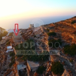 TP407. Σίκινος: Εξαιρετικό οικόπεδο στο ψηλότερο σημείο του Κάστρου Σικίνου
