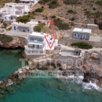 TP679. Σίκινος: Μικρό παραθαλάσσιο ακίνητο στην Αλοπρόνοια